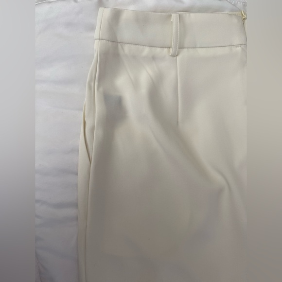 Elegant Cream Maxi Skirt - Picture 3 of 5
